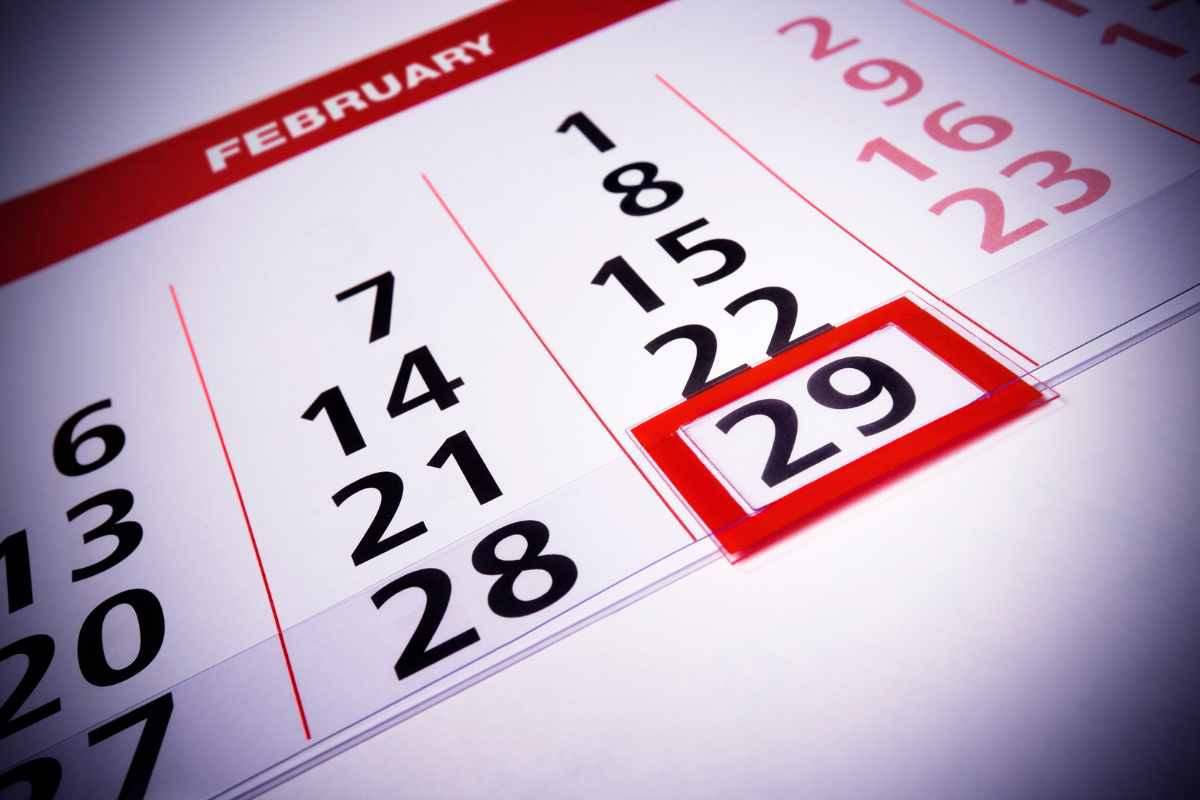 29 febbraio anno bisestile incide su busta paga
